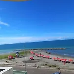 Apartment Near The Beach And Airport