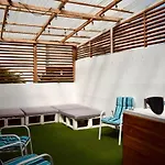 Apartment Near The Beach And Airport